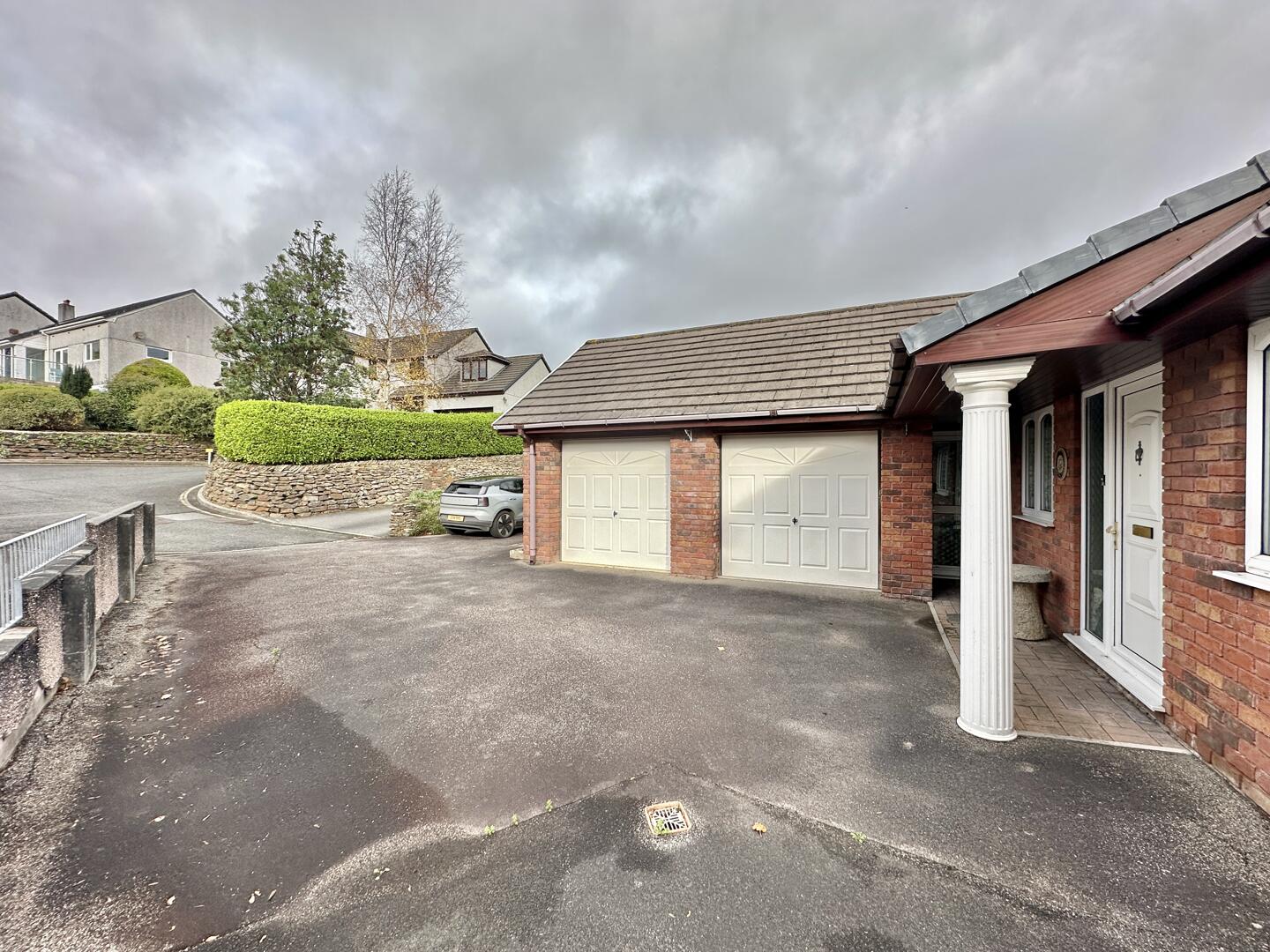 4 bed property in Burley Close, Truro